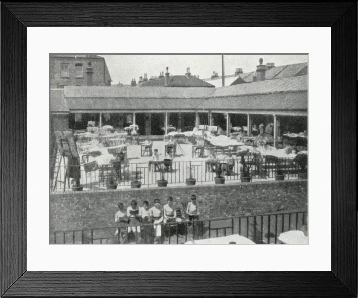 Framed Print : Sun Platform at Princess Marys Hospital, Margate, Kent Framed Print : Sun Platform at Princess Marys Hospital, Margate, Kent