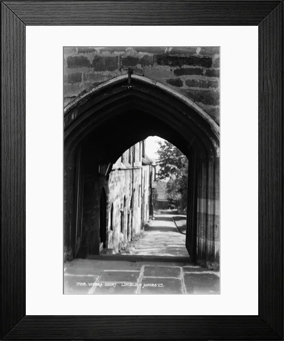 Framed Print : Vicars Court Archway Framed Print : Vicars Court Archway
