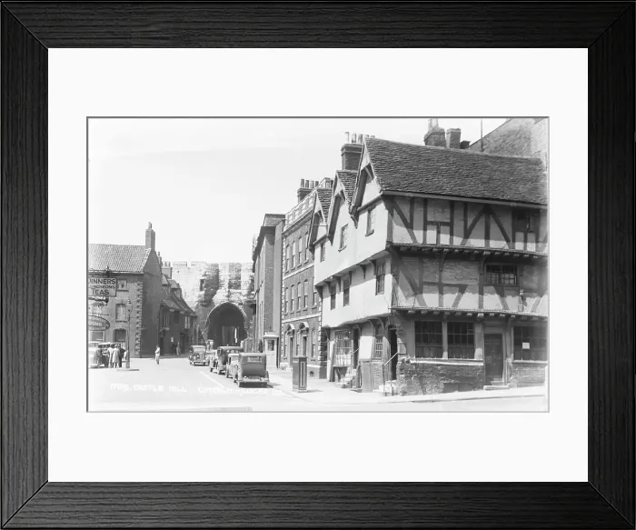 Framed Print : Castle Hill, Lincoln Framed Print : Castle Hill, Lincoln