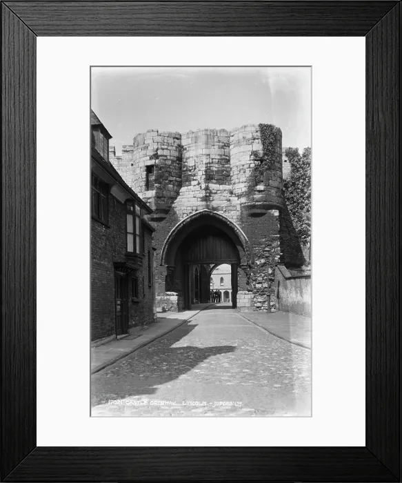 Framed Print : Castle Gateway, Lincoln Framed Print : Castle Gateway, Lincoln