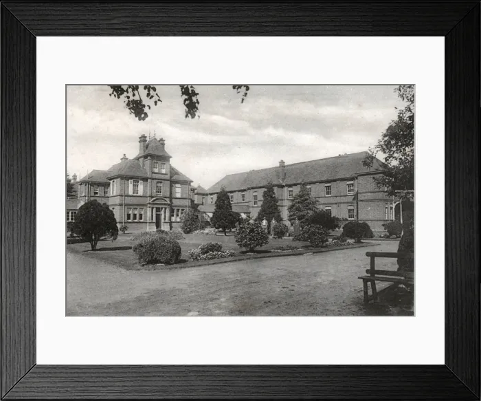 Framed Print : No. 1 War Hospital, Reading, Berkshire Framed Print : No. 1 War Hospital, Reading, Berkshire