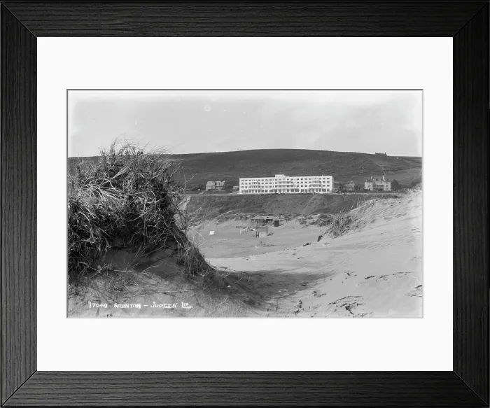Framed Print : Jupes Hotel at Saunton Framed Print : Jupes Hotel at Saunton