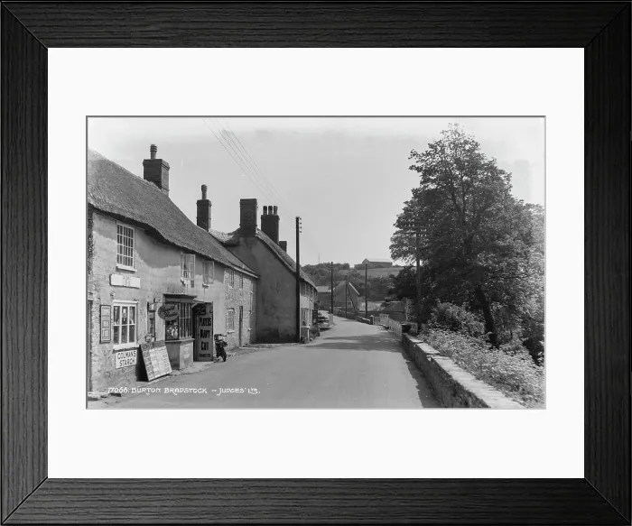 Framed Print : Burton Bradstock Village Scene Framed Print : Burton Bradstock Village Scene