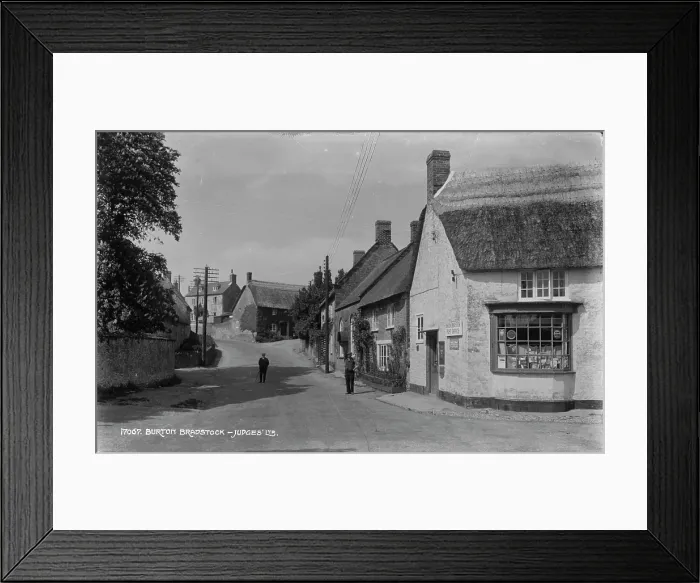 Framed Print : Burton Bradstock Village Scene Framed Print : Burton Bradstock Village Scene