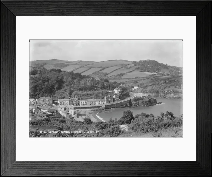 Framed Print : Seaside View of Combe Martin Framed Print : Seaside View of Combe Martin