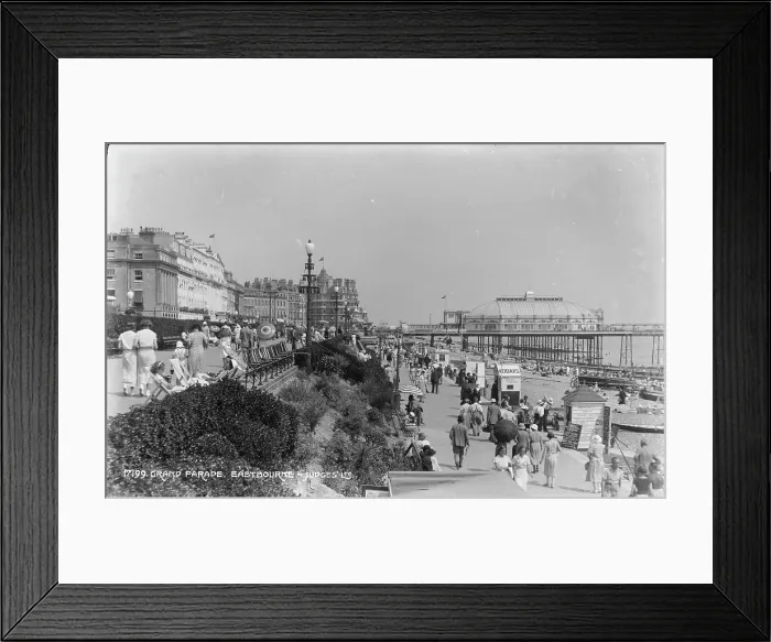 Framed Print : Grand Parade, Eastbourne Framed Print : Grand Parade, Eastbourne