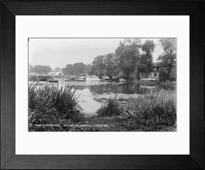 Framed Print : A Backwater Scene in Yalton on Thames Framed Print : A Backwater Scene in Yalton on Thames