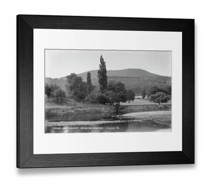 Framed Print : Abergavenny and Blorenge Mountain Framed Print : Abergavenny and Blorenge Mountain