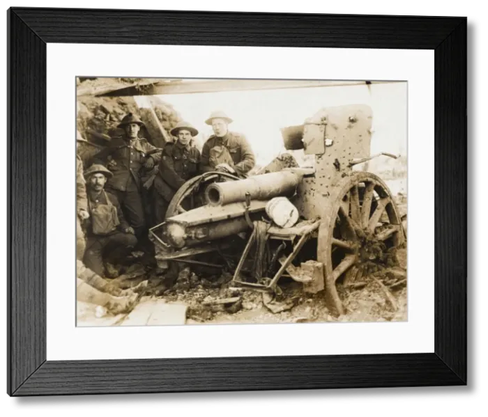 Framed Print : Soldiers in Pilkem Framed Print : Soldiers in Pilkem
