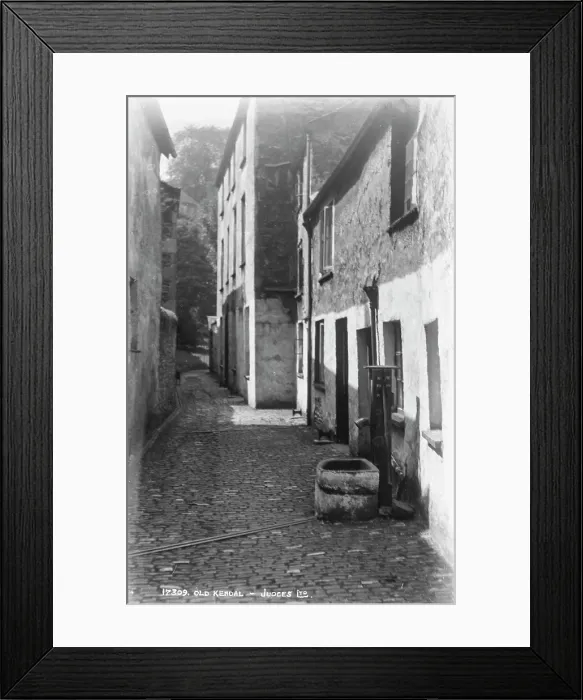 Framed Print : Old Kendal Street Framed Print : Old Kendal Street