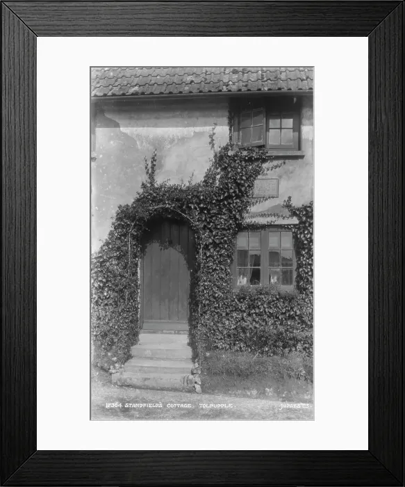 Framed Print : Standfield's Cottage Framed Print : Standfield's Cottage