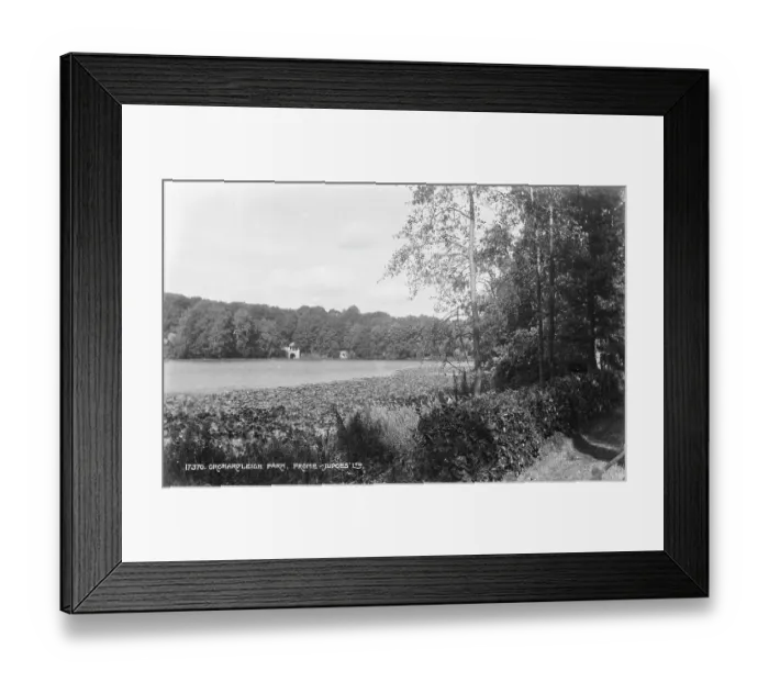 Framed Print : Orchardleigh Park Framed Print : Orchardleigh Park