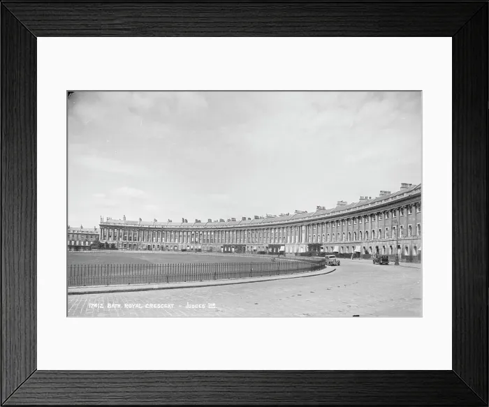 Framed Print : Royal Crescent in Bath Framed Print : Royal Crescent in Bath