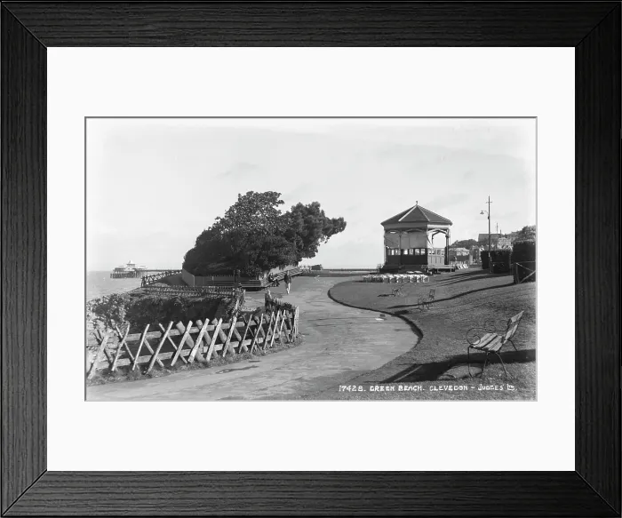 Framed Print : Green Beach, Clevedon Framed Print : Green Beach, Clevedon