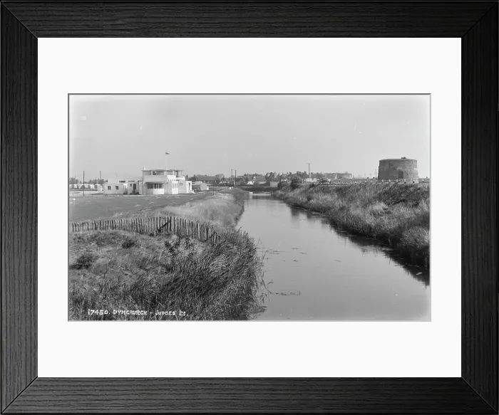 Framed Print : Dymchurch Landscape Framed Print : Dymchurch Landscape