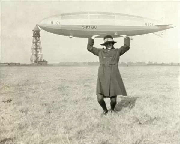 Holding up the R101