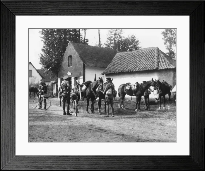 Framed Print : British troops in France 1914 Framed Print : British troops in France 1914