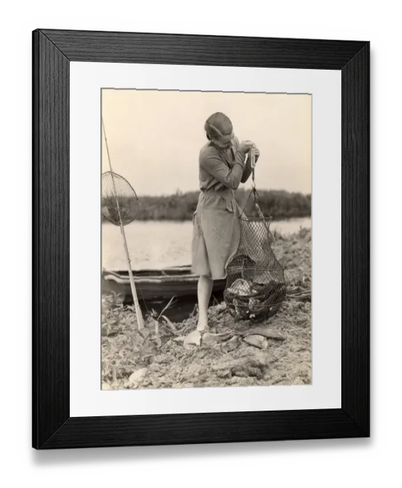 Framed Print : A whopping catch of bream, Norfolk, 1933 Framed Print : A whopping catch of bream, Norfolk, 1933