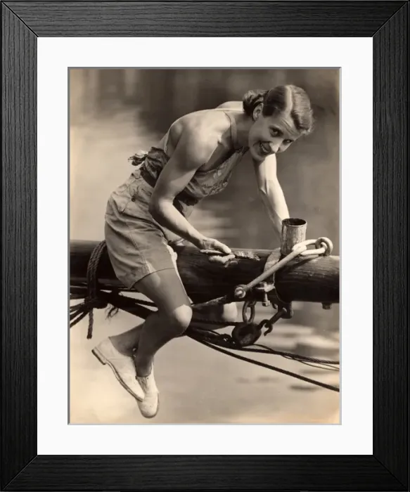 Framed Print : Varnishing a mast Framed Print : Varnishing a mast