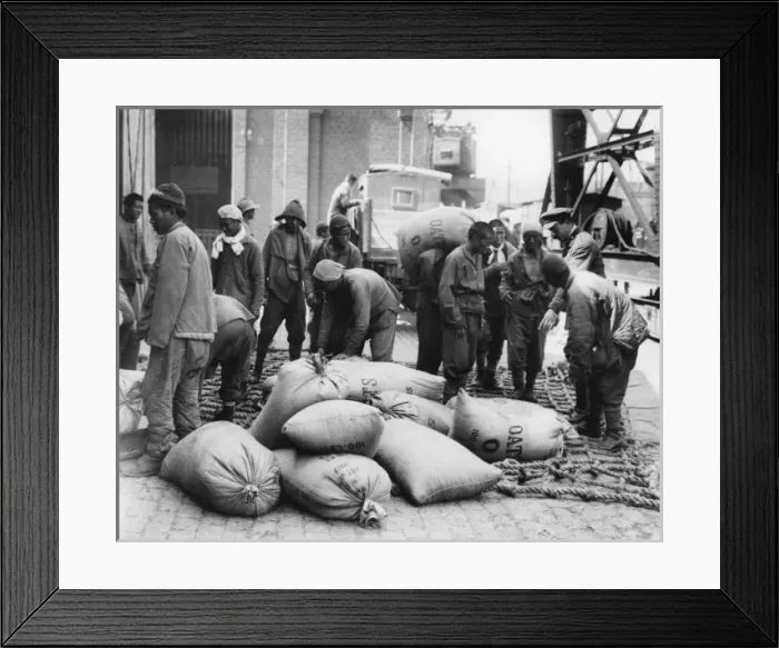 Framed Print : Boulogne Docks 1917 Framed Print : Boulogne Docks 1917