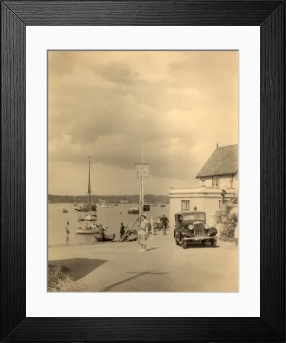 Framed Print : Pin Mill, nr Ipswich, 1930s Framed Print : Pin Mill, nr Ipswich, 1930s