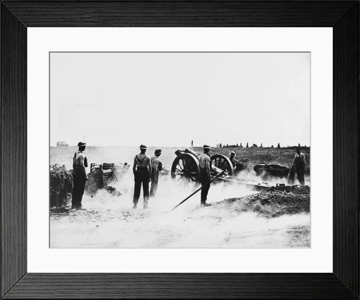Framed Print : British artillery 1918 Framed Print : British artillery 1918