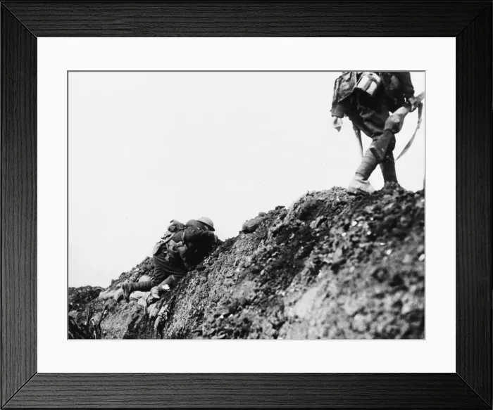 Framed Print : Canadian troops 1916 Framed Print : Canadian troops 1916