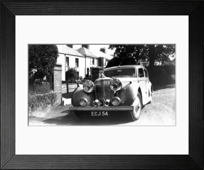 Framed Print : Jaguar 3. 5 Litre 4-door Saloon Framed Print : Jaguar 3. 5 Litre 4-door Saloon