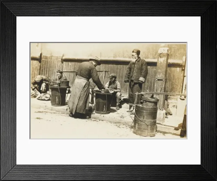 Framed Print : Shanghai - porters resting by the roadside Framed Print : Shanghai - porters resting by the roadside