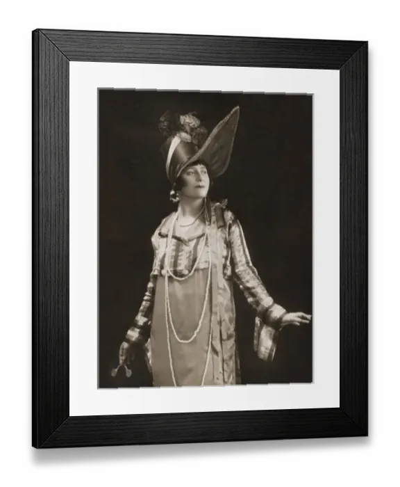 Framed Print : Maria Levinskaya