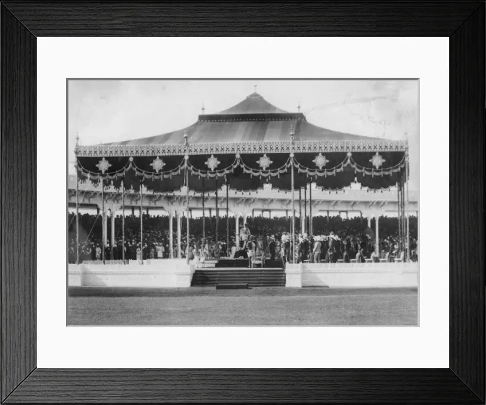 Framed Print : George V, Coronation Durbar, Delhi, India Framed Print : George V, Coronation Durbar, Delhi, India