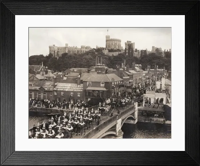 Framed Print : State procession crossing bridge at Windsor Framed Print : State procession crossing bridge at Windsor