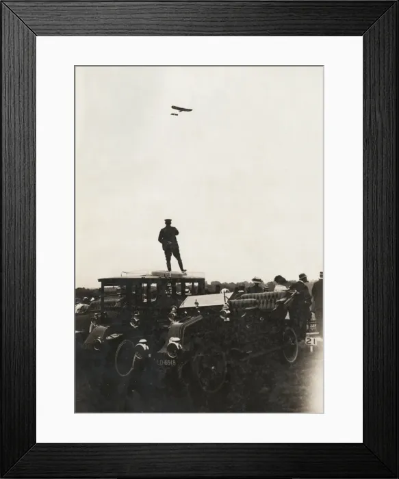 Framed Print : Gustav Hamel leaving Hendon for Windsor Framed Print : Gustav Hamel leaving Hendon for Windsor