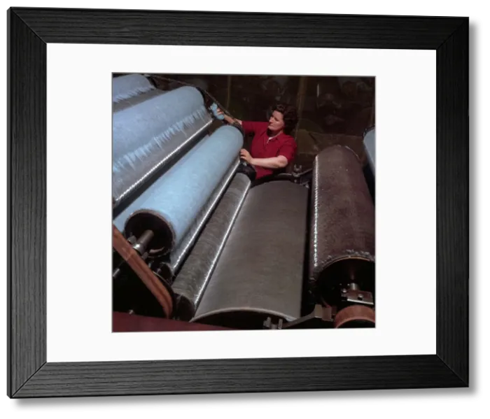 Framed Print : Industrial Yarn Spinning Framed Print : Industrial Yarn Spinning