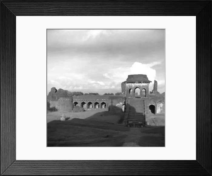 Framed Print : Jahaz Mahal, Mandu, Madhya Pradesh, Central India Framed Print : Jahaz Mahal, Mandu, Madhya Pradesh, Central India