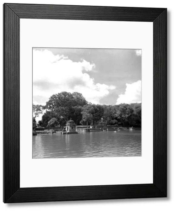 Framed Print : View across a river, Madhya Pradesh, Central India Framed Print : View across a river, Madhya Pradesh, Central India