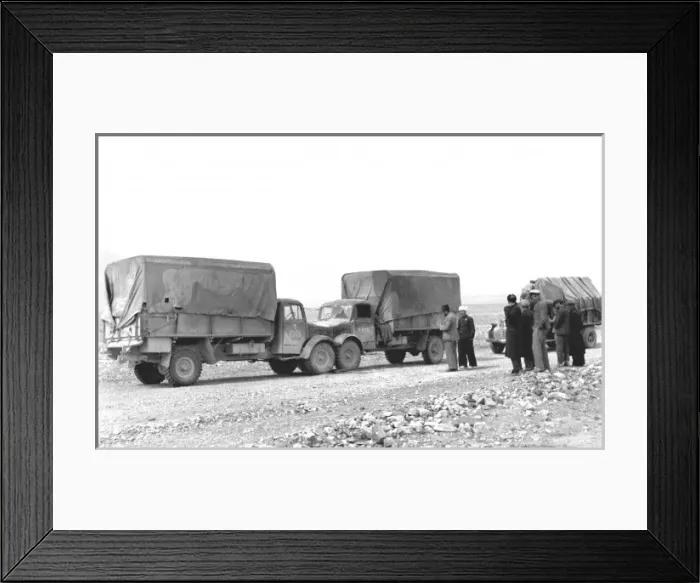 Framed Print : Lorries in the Thar Desert, India Framed Print : Lorries in the Thar Desert, India