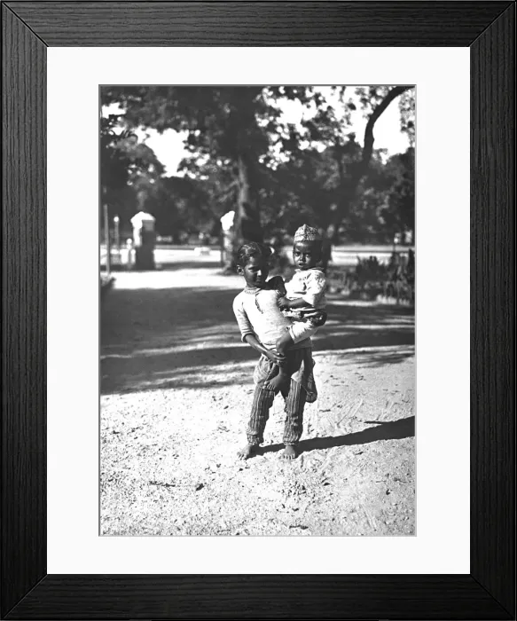 Framed Print : Two young children, India Framed Print : Two young children, India