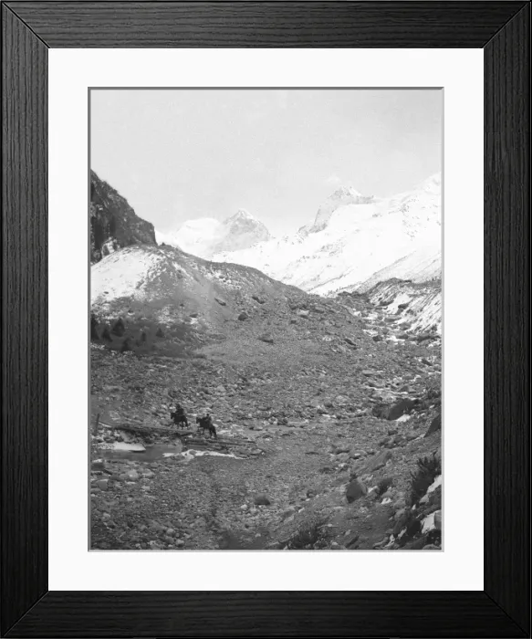 Framed Print : Mountain scene, Kashgar, western China Framed Print : Mountain scene, Kashgar, western China