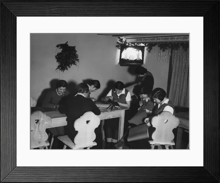 Framed Print : Womens work service in Germany Framed Print : Womens work service in Germany