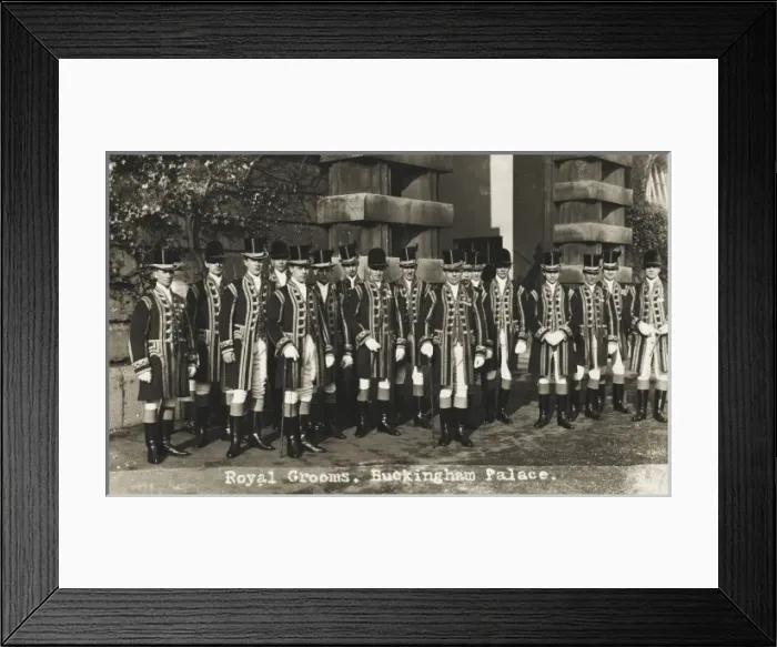 Framed Print : Royal Grooms - Buckingham Palace Framed Print : Royal Grooms - Buckingham Palace