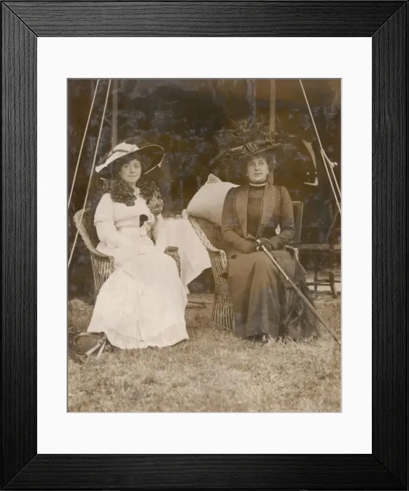 Framed Print : Duchess of Westminster with Queen of Spain Framed Print : Duchess of Westminster with Queen of Spain