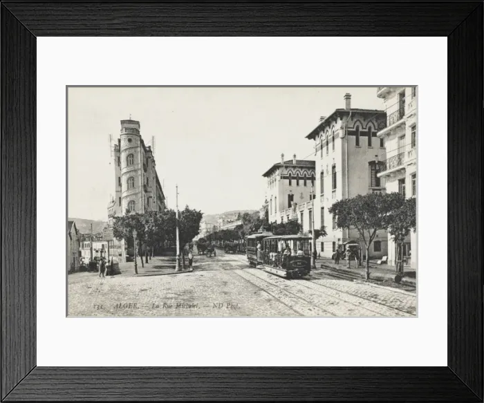 Framed Print : Rue Michelet, Algiers, Algeria Framed Print : Rue Michelet, Algiers, Algeria