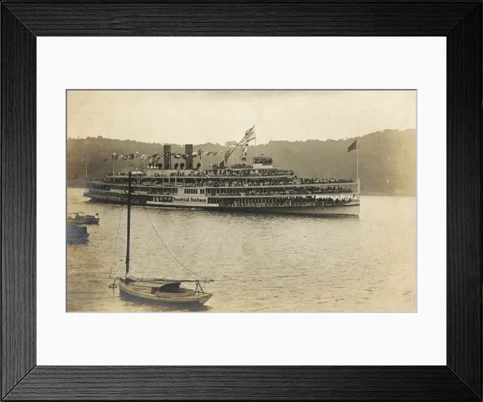 Framed Print : Hendrick Hudson Steamer Framed Print : Hendrick Hudson Steamer
