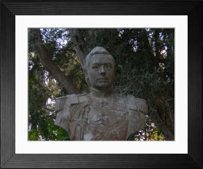 Framed Print : King George VI - Bust in Maltese Park Framed Print : King George VI - Bust in Maltese Park