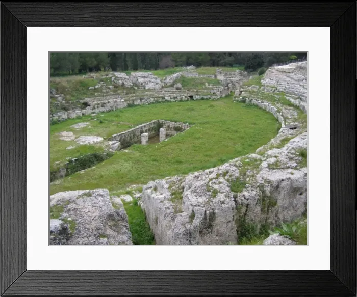 Framed Print : Roman Amphitheatre, Syracuse, Sicily, Italy Framed Print : Roman Amphitheatre, Syracuse, Sicily, Italy