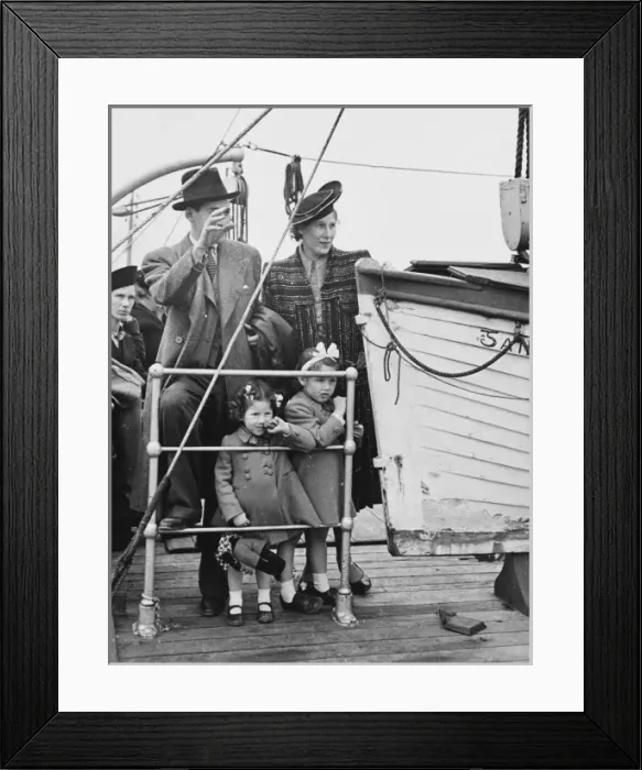 Framed Print : Evacuation from Ireland WWII Framed Print : Evacuation from Ireland WWII