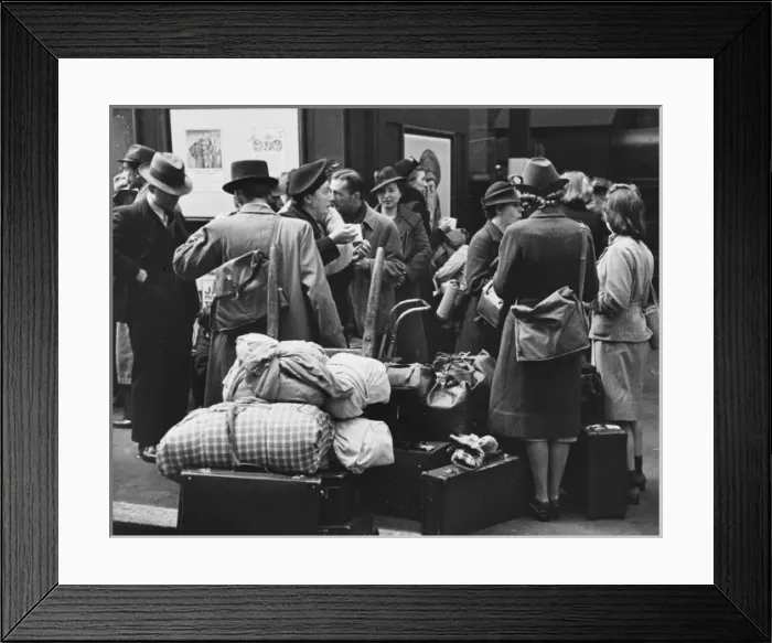Framed Print : Refugee arrival WWII Framed Print : Refugee arrival WWII