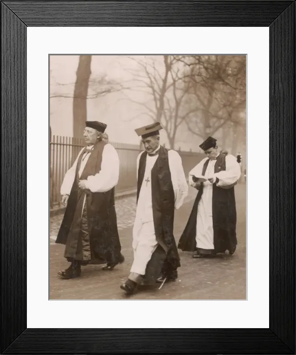 Framed Print : Archbishop of Canterbury with Bishops of London & Salisbury Framed Print : Archbishop of Canterbury with Bishops of London & Salisbury
