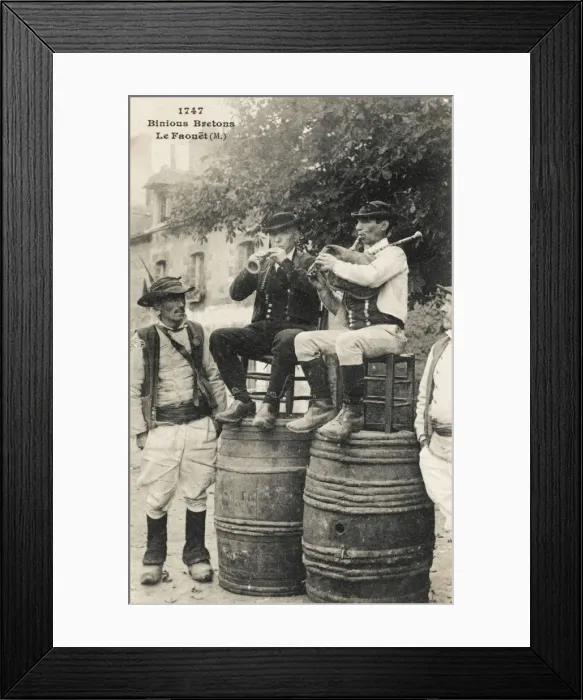 Framed Print : France - Le Faouet - Breton Men playing bagpipes Framed Print : France - Le Faouet - Breton Men playing bagpipes